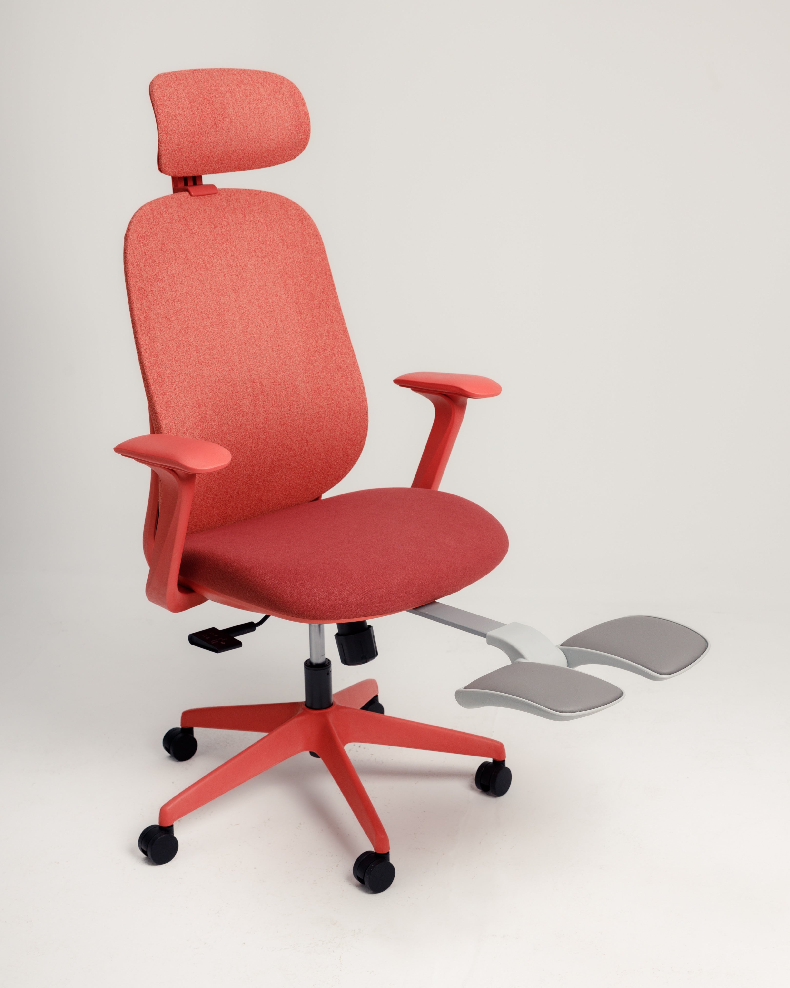 Red Aura Ergonomic Chair Wasilaah