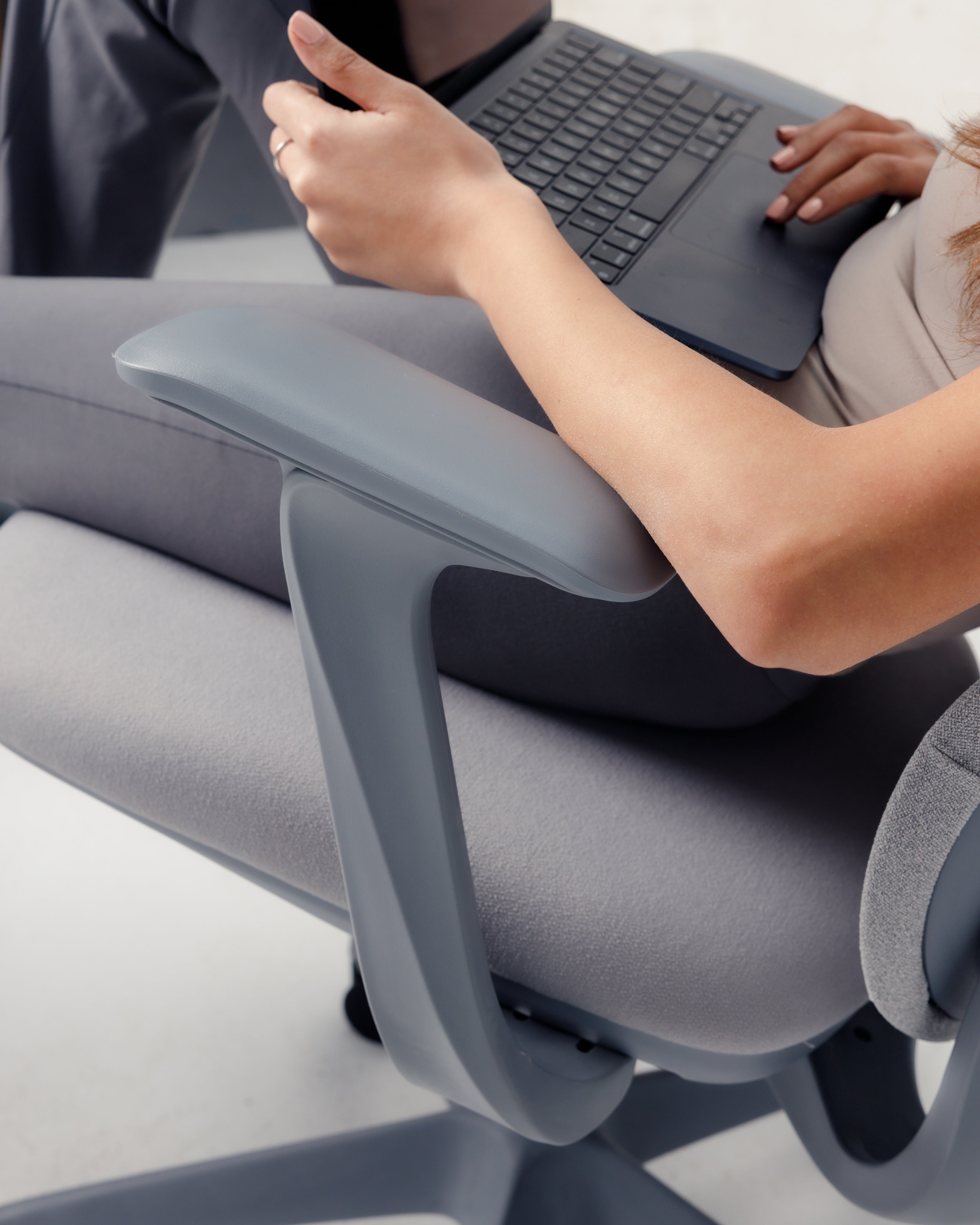 Grey Aura Ergonomic Chair Wasilaah