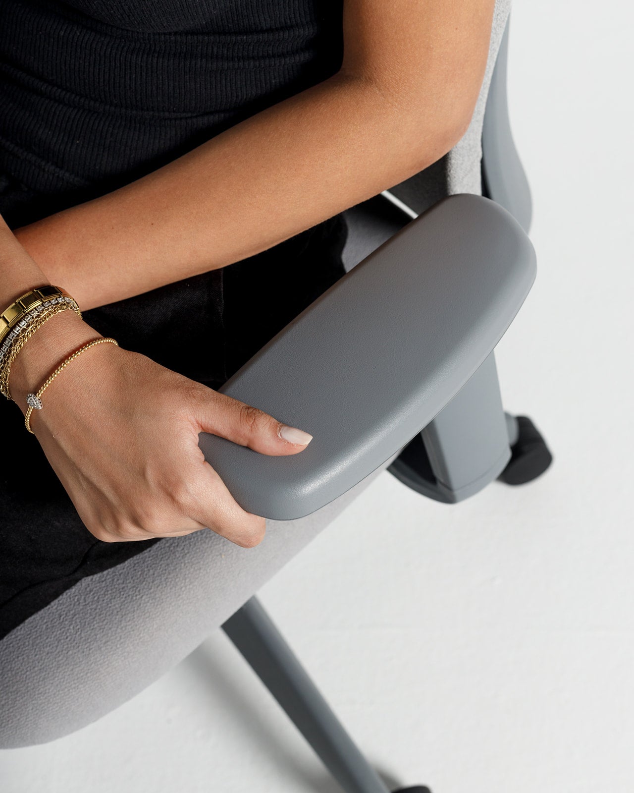 Arm adjustable office chair Wasilaah
