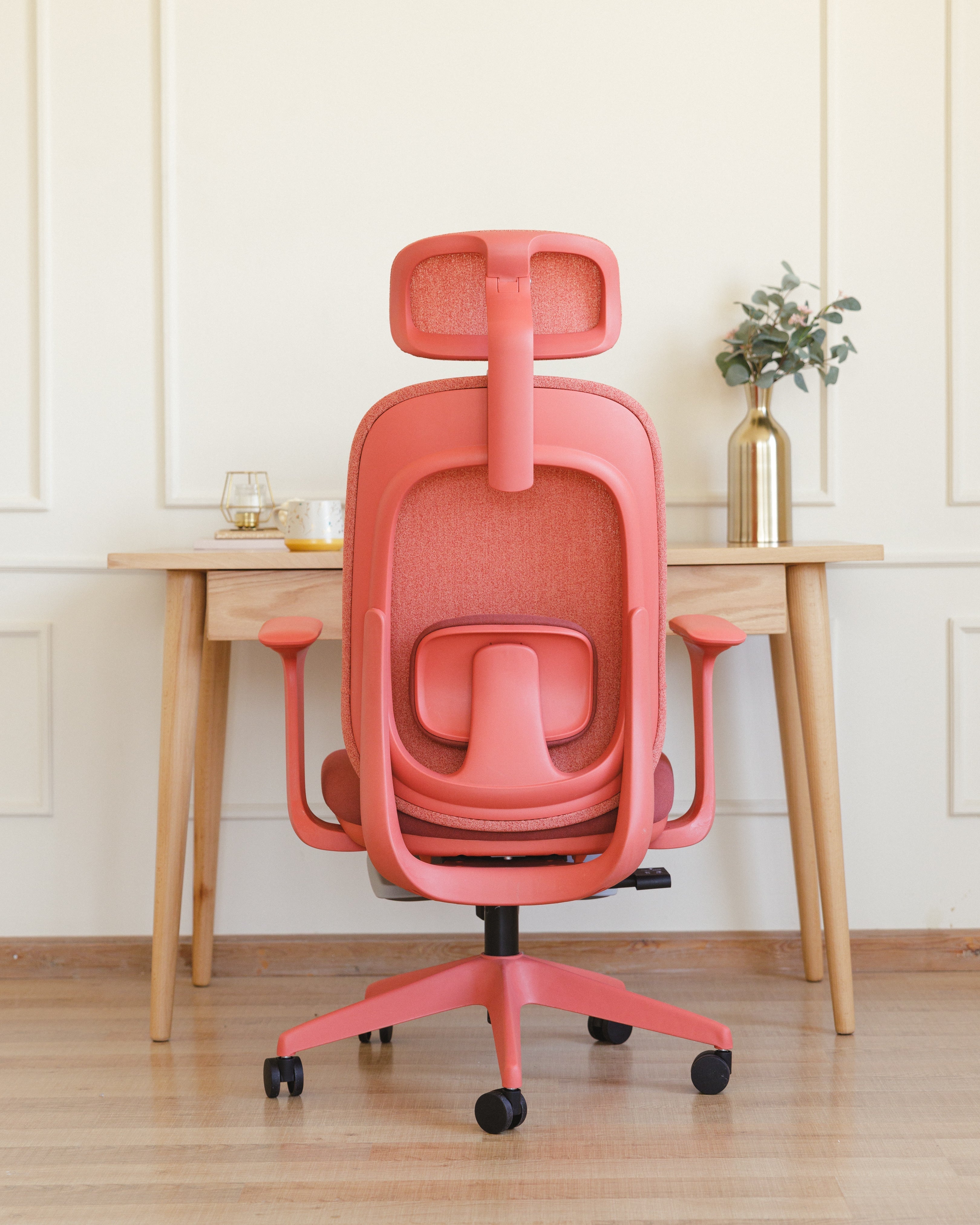 Red Aura Ergonomic Chair Wasilaah