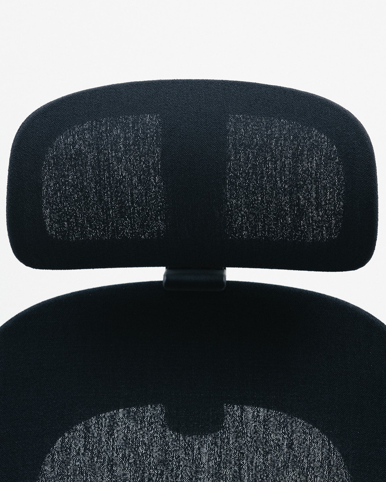 Black chair  Wasilaah