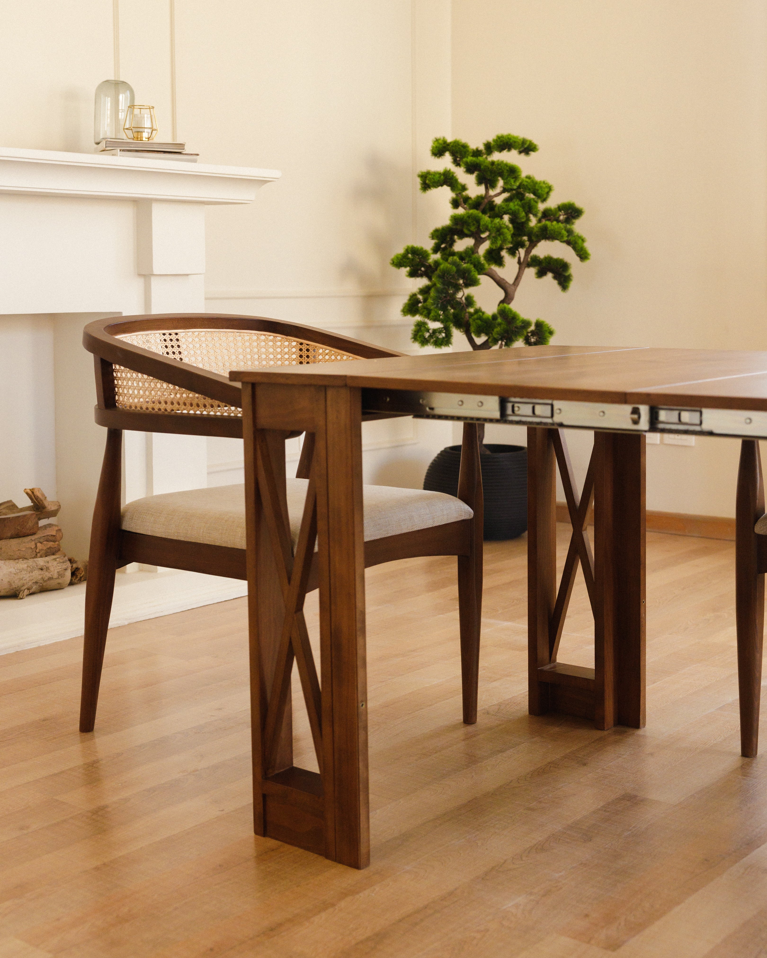 Walnut Transformer Table Wasilaah